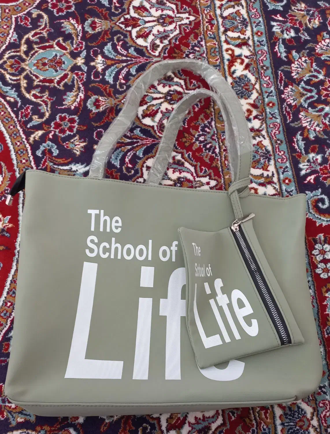 در حد نو|کیف، کفش، کمربند|اسفراین, |دیوار