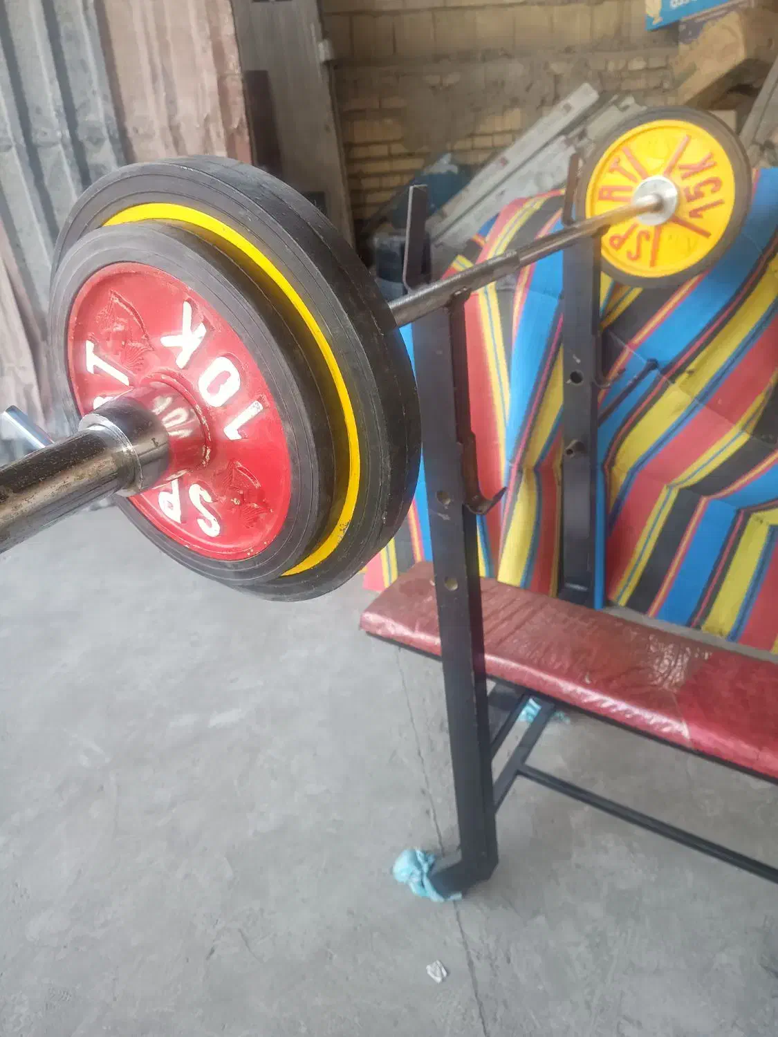 هارتل با تخت مخصوص و  6 وزنه 15 و 2 وزنه 10 کیلویی|تجهیزات ورزشی|لواسان, |دیوار