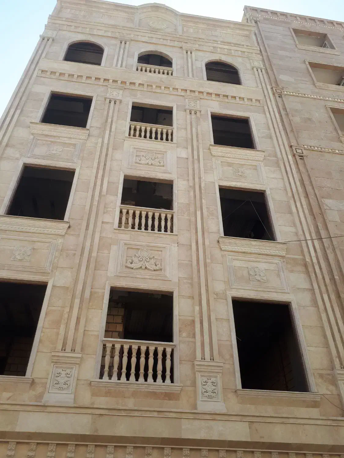 بنا(پیمانکاری جواهری)دیوارچین،سیمانکار،کاشیکار|خدمات پیشه و مهارت|قم, شهرک فاطمیه|دیوار