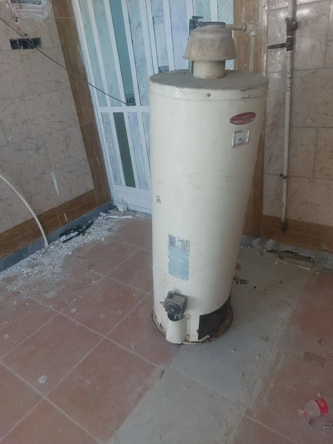 آبگرمکن گازی مخزنی|آبگرمکن، پکیج، شوفاژ|خرمشهر, |دیوار