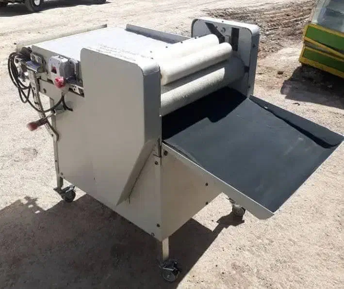 فر طبقه‌ای نان فانتزی|کافی‌شاپ و رستوران|جاجرود, |دیوار