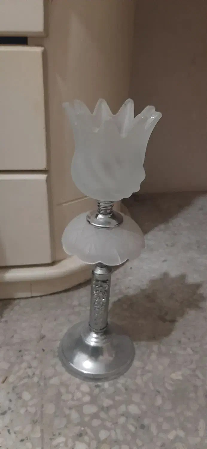 ایینه و شمعدان|آینه|اصفهان, برازنده|دیوار