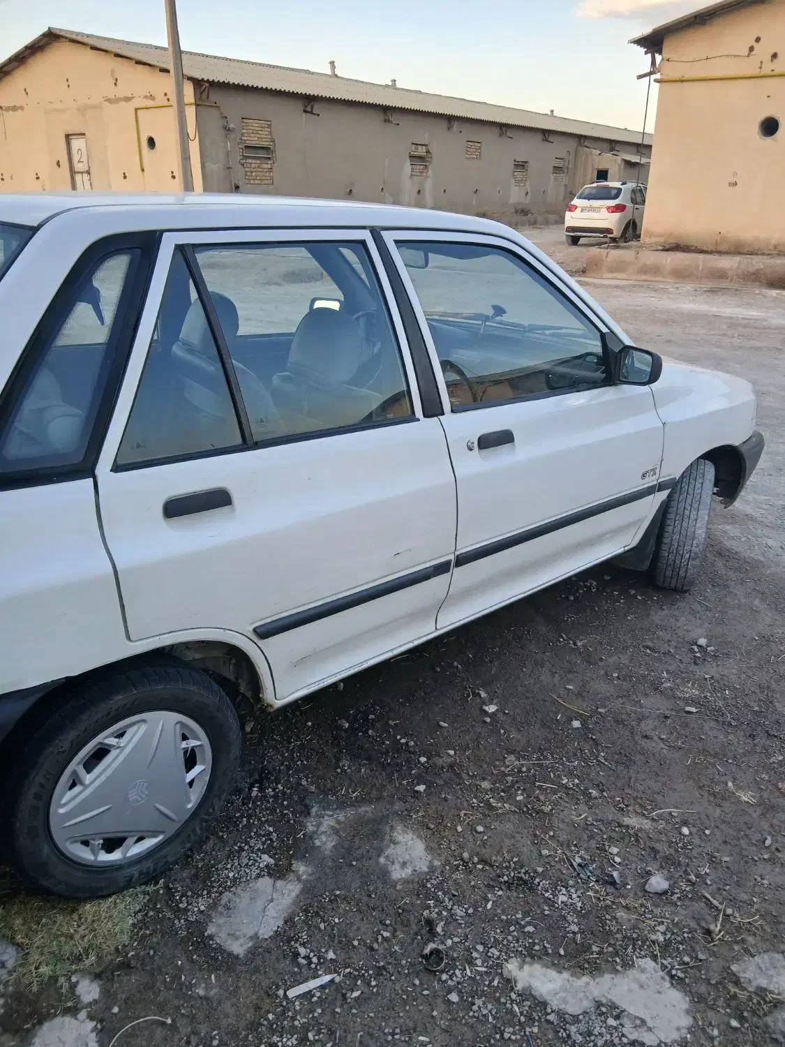 پراید مدل ۸۱|خودرو سواری و وانت|میانه, |دیوار