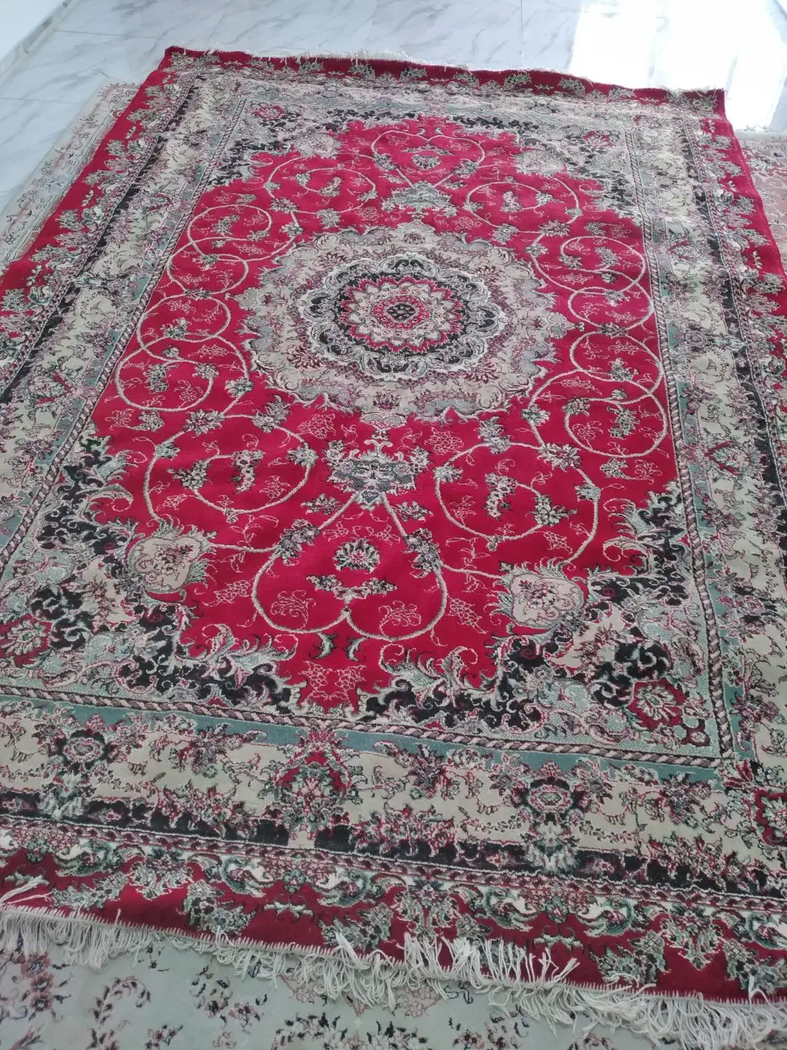 فرش ۶متزیوقالیچه۴متری|فرش|رشت, دخانیات|دیوار