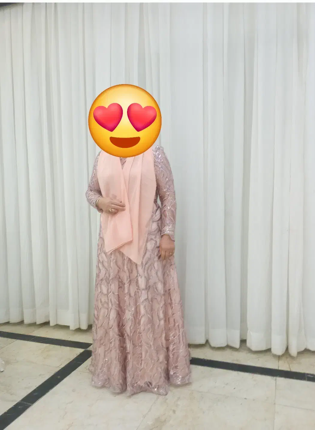 لباس مجلسی بزرگسال و بچه گونه|لباس|ماسال, |دیوار