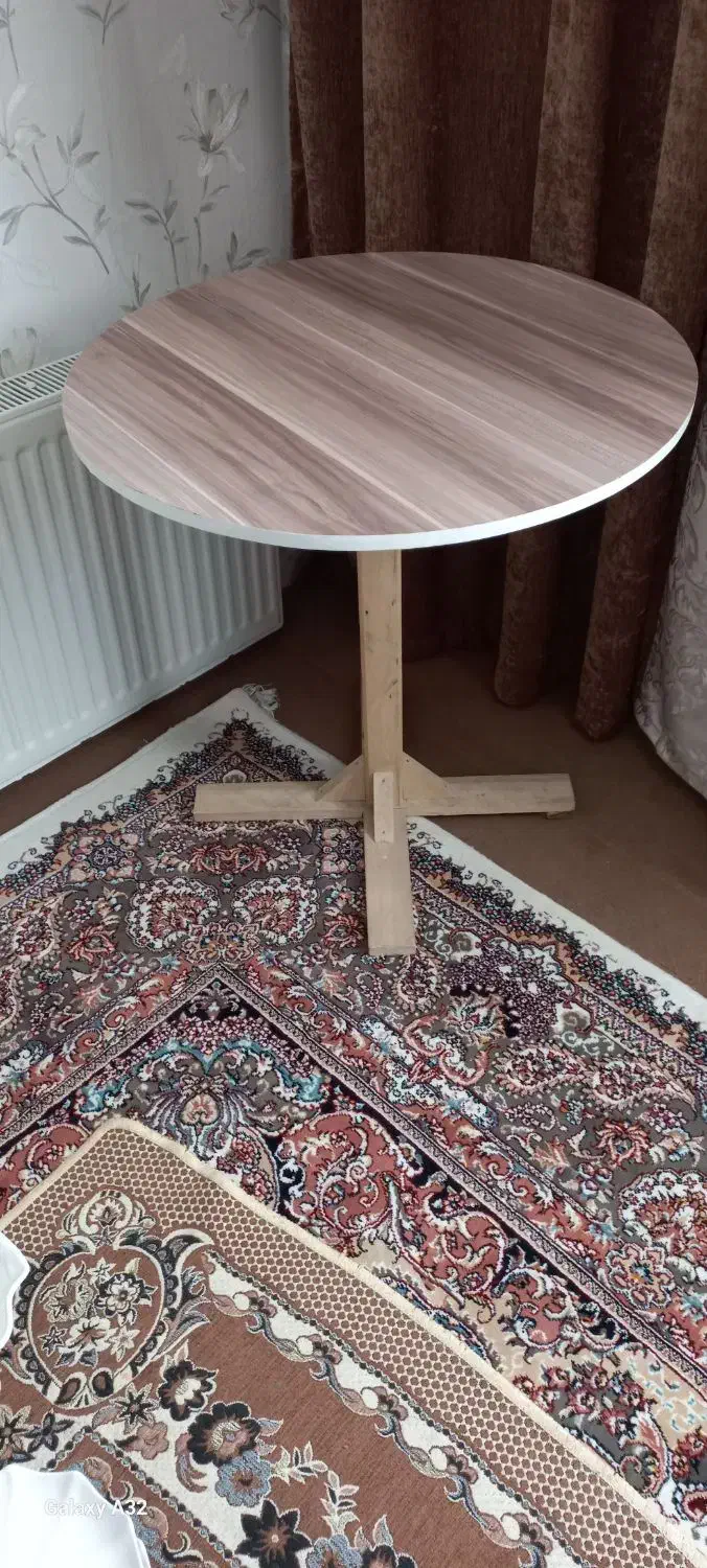 میزخاطره|میز تلفن|گلبهار, شهر جدید گلبهار|دیوار