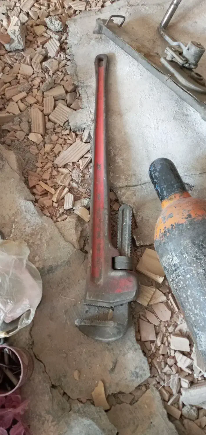 شلاقی ۴۸ اینچ آمریکایی|ابزارآلات|تهران, هاشمآباد|دیوار