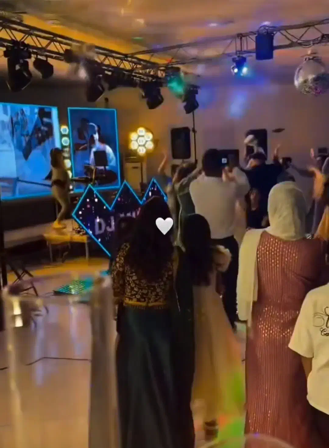 تالار مجلل رز|خدمات پذیرایی، مراسم|خورموج, |دیوار