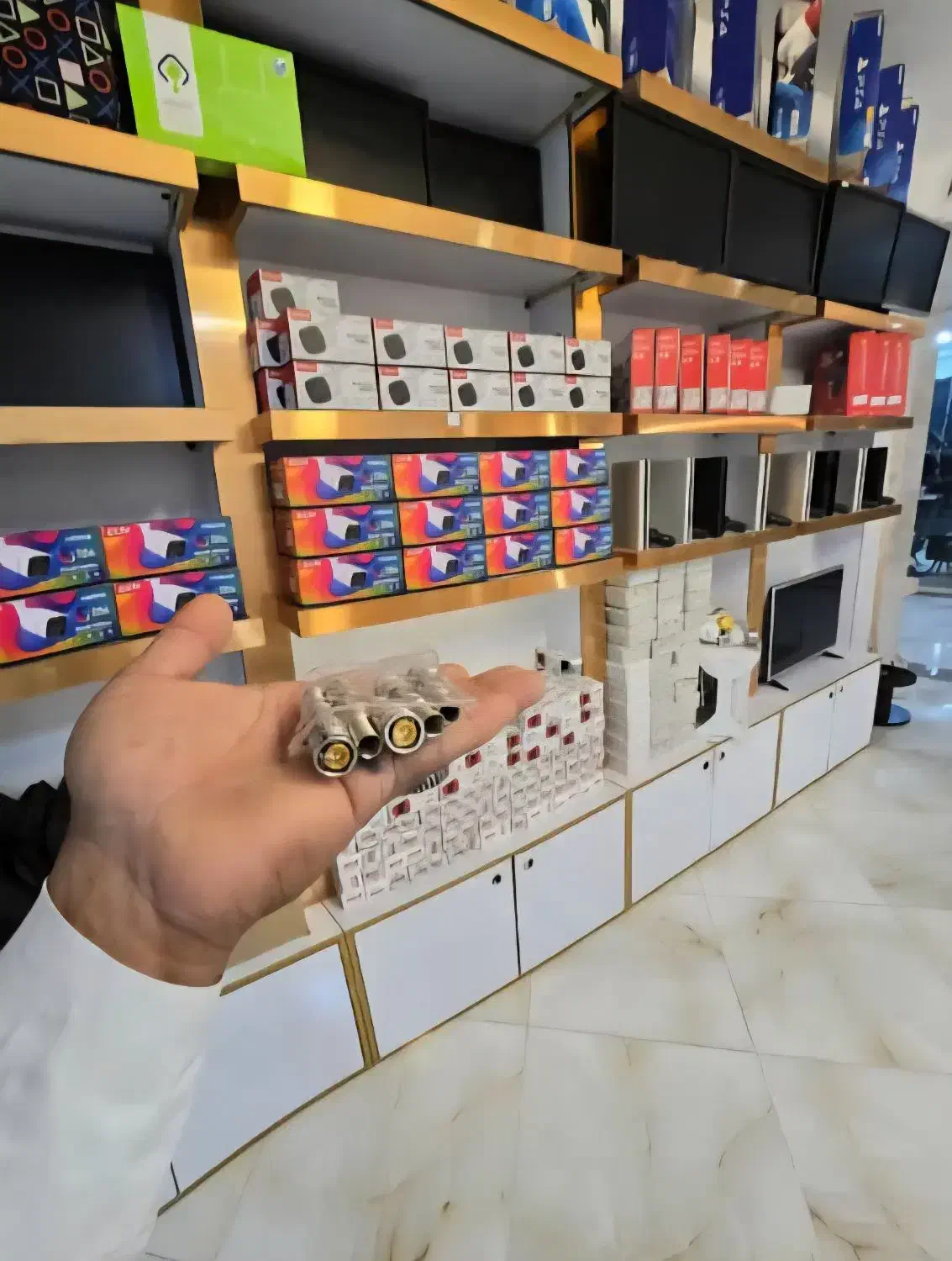 نصب(عیب یابی)راه اندازی دوربین،درب کرکره ای،جک|دوربین مداربسته|ایرانشهر, |دیوار