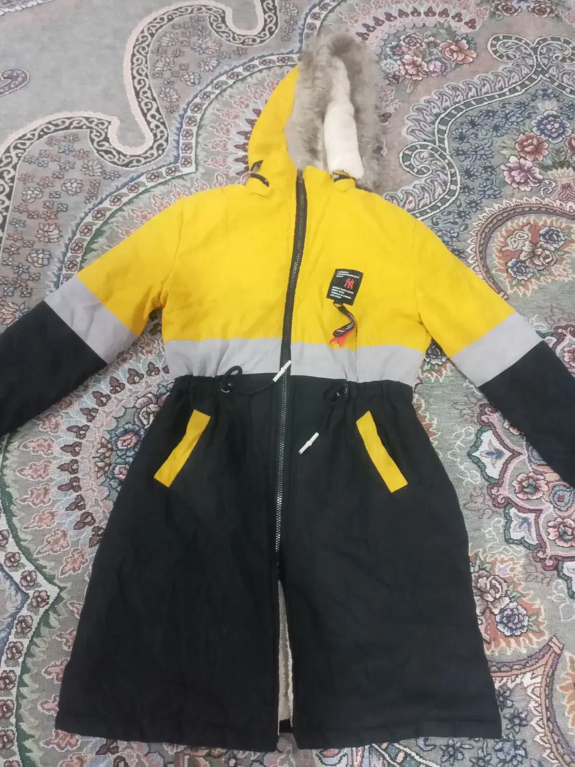 پالتو تمیز و درحد نو|لباس|گرگان, |دیوار