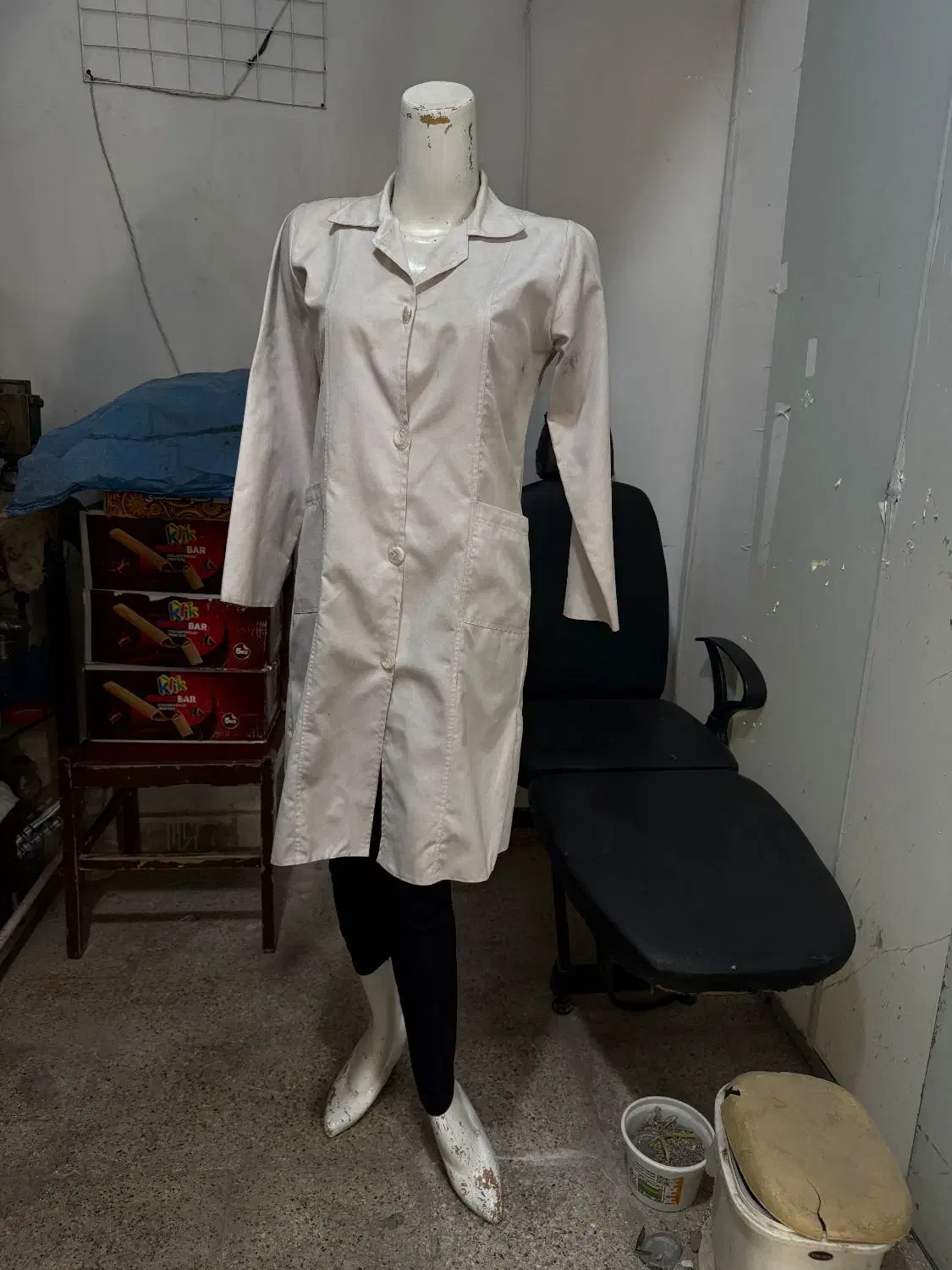 صندلی اصلاح و کامپیوتر و میز کامپیوتر|آرایشگاه و سالنهای زیبایی|مشهد, هنرور|دیوار