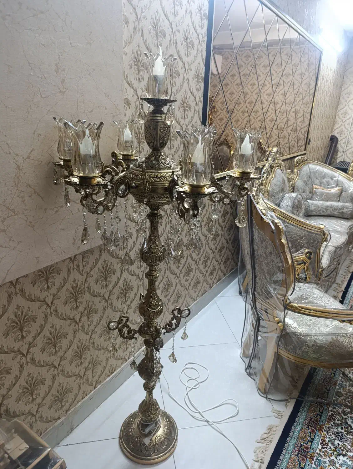 لوستر و پایه سالنی|لوستر و چراغ آویز|مشهد, مصلی (کارمندان اول)|دیوار