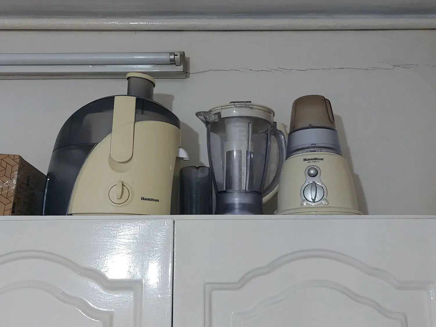 ۲۰۰۰۰۰۰۰|آبمیوه‌گیر و آب‌مرکبات‌گیر|باقرشهر, |دیوار