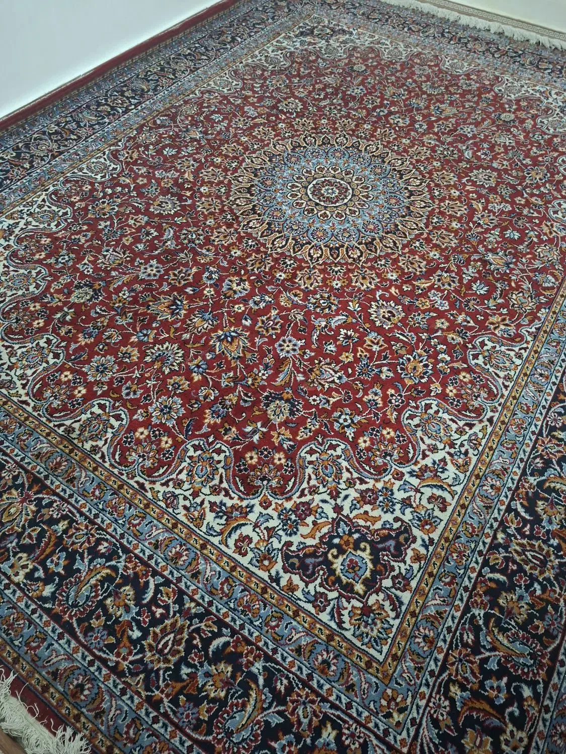 فرش ۱۲ متری، نخی|فرش|بروجرد, |دیوار