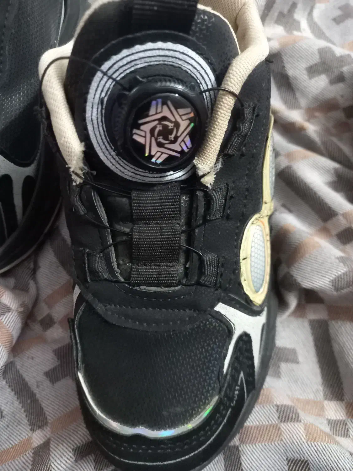 کتونی بچگانه|کفش و لباس بچه|بهارستان, |دیوار