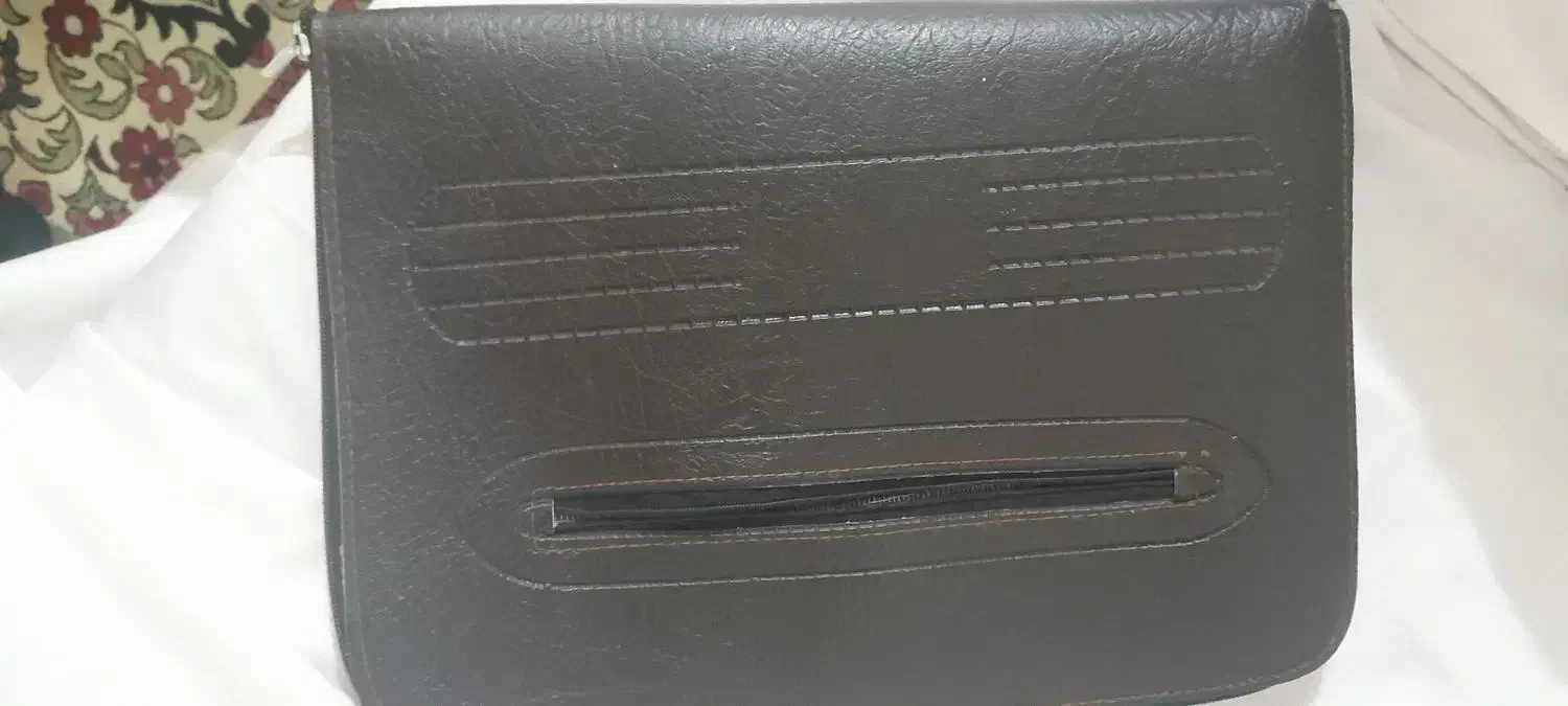 مدارک شناسانه و کارت ملی دو نفر آقا و خانم|اشیا|میاندوآب, |دیوار