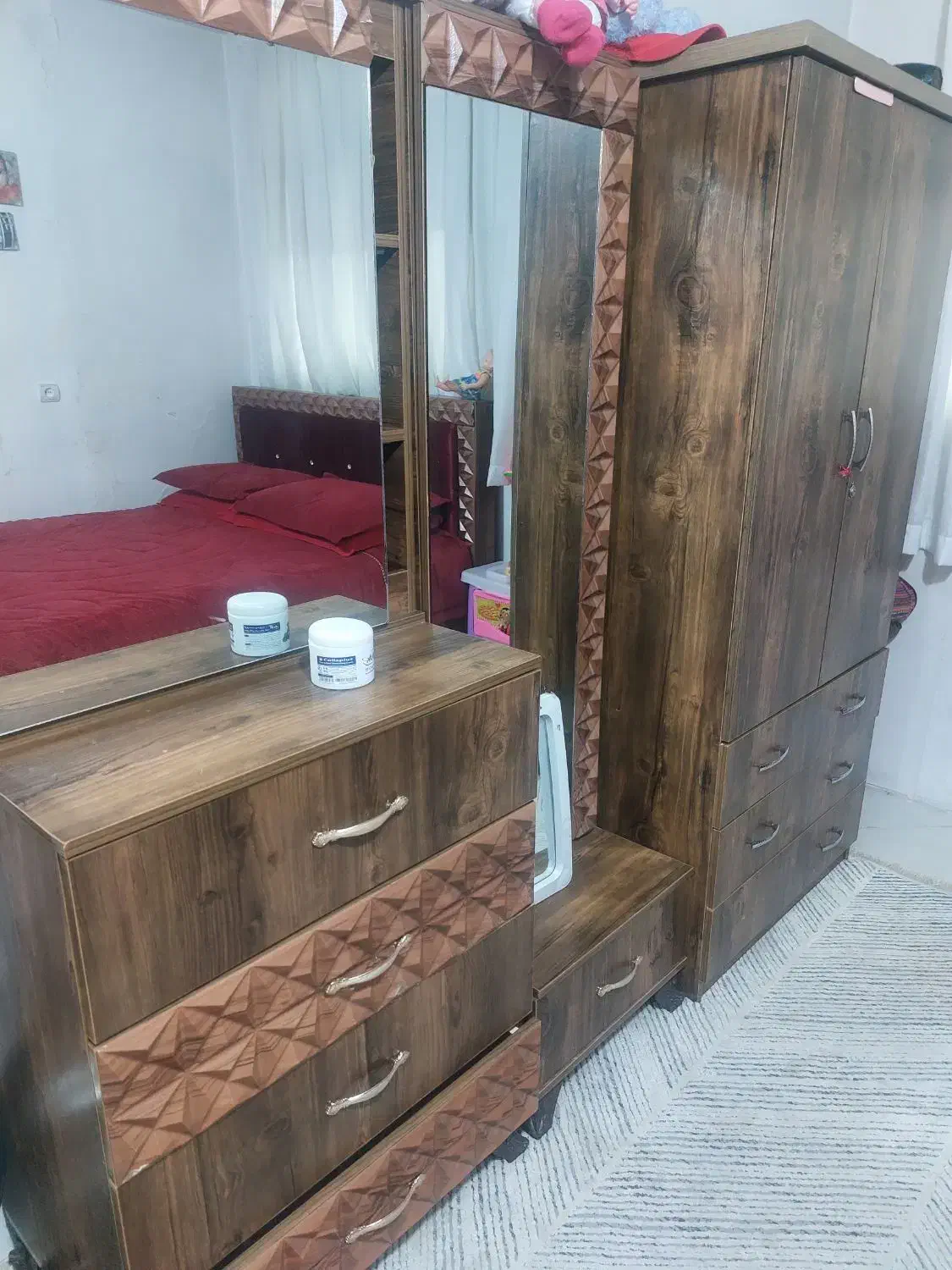 سرویس خواب کامل|تخت و سرویس خواب|رباط‌کریم, نصیرشهر|دیوار