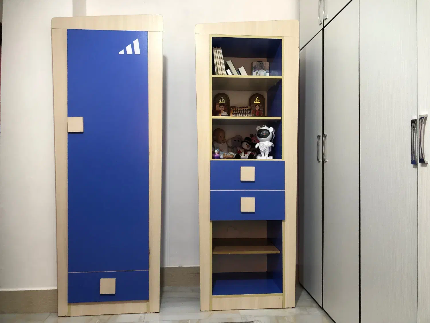 کمد لباس و کتاب. خانه|کتابخانه، شلف، قفسه‌های دیواری|بندرعباس, |دیوار