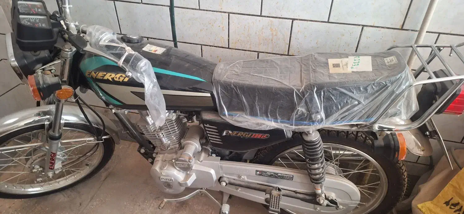 موتور انرژی ۱۲۵ خشک خشک|موتورسیکلت|آران و بیدگل, |دیوار