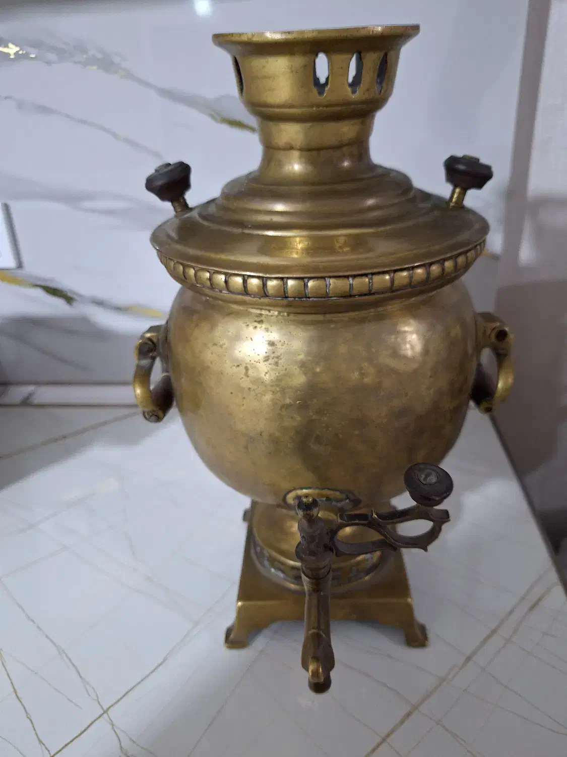 سماور روسی قدیمی کلکسیونی|کلکسیون اشیاء عتیقه|قیامدشت - خاورشهر, |دیوار