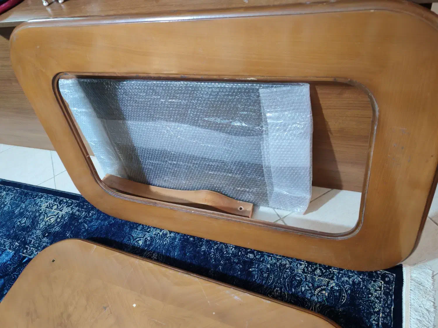 میز نهار خوری|میز و صندلی غذاخوری|بروجرد, |دیوار