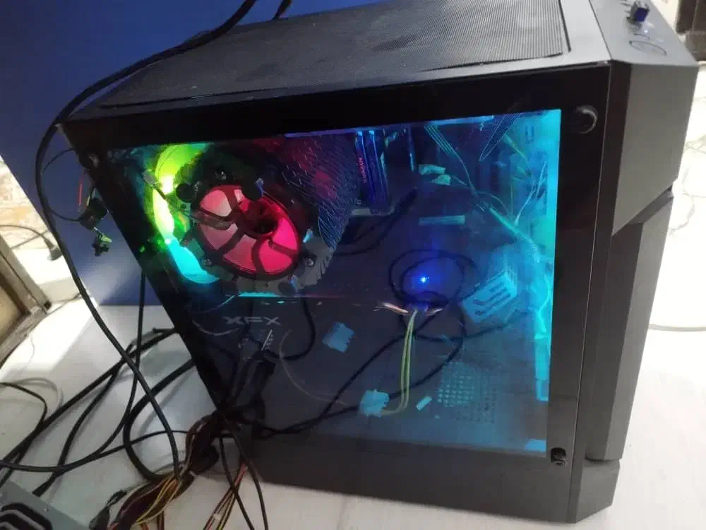 کامپیوتر نسل ۴|رایانه رومیزی|شیراز, فاضل|دیوار