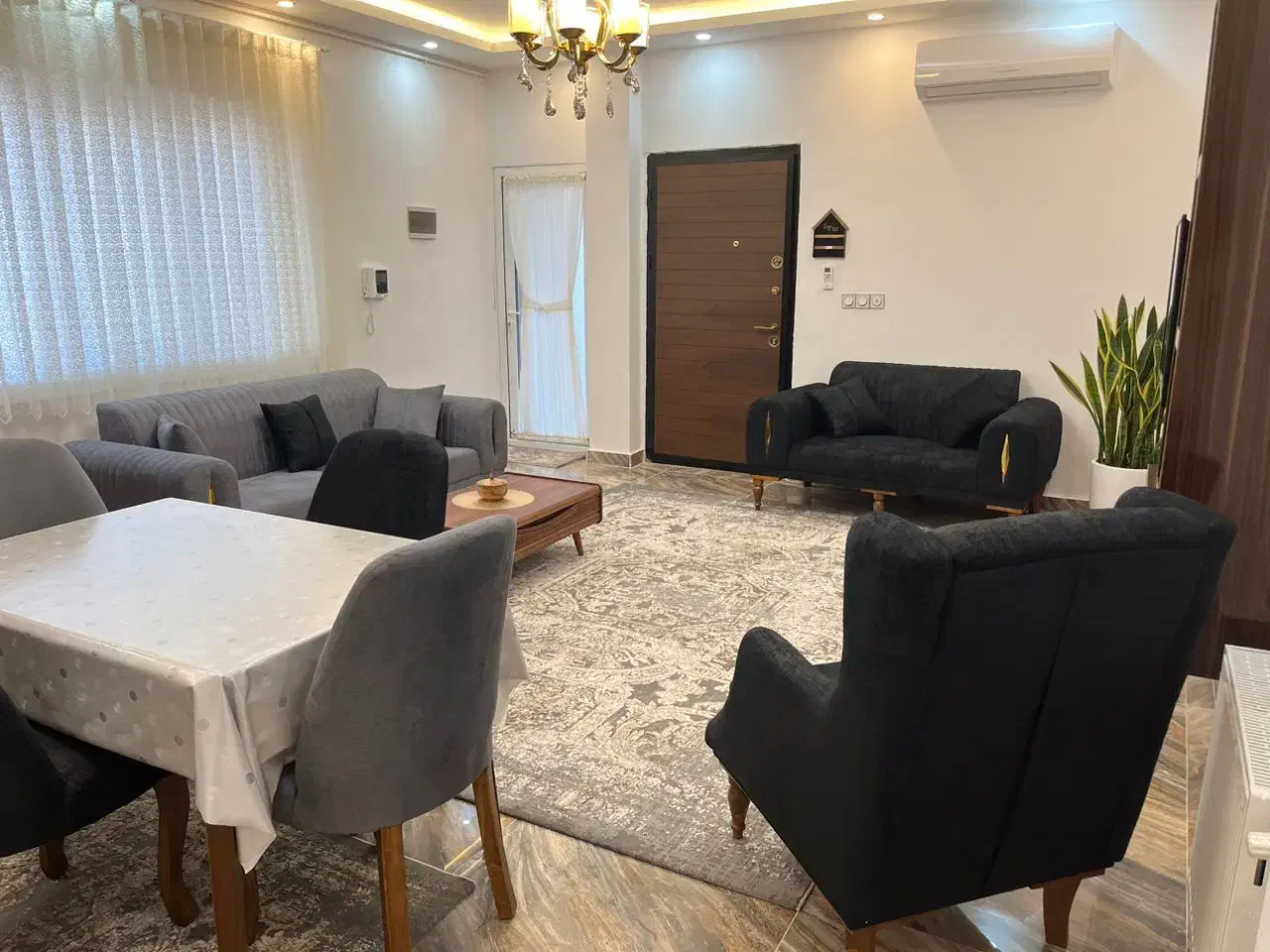 آپارتمان تازه ساخت مستقیم از مالک|اجارهٔ کوتاهمدت آپارتمان و سوئیت|بندر انزلی, بشمن|دیوار