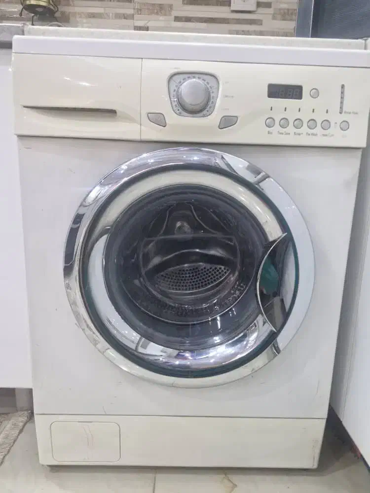 ماشین لباسشویی ۷کیلو LG|ماشین لباسشویی و خشک‌کن لباس|اسلام‌شهر, صادقیه|دیوار