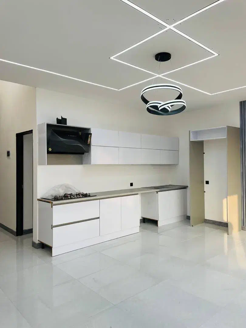 ویلا مدرن با روفگاردن/زیر قیمت /فوری/الان|فروش خانه و ویلا|چمستان, |دیوار