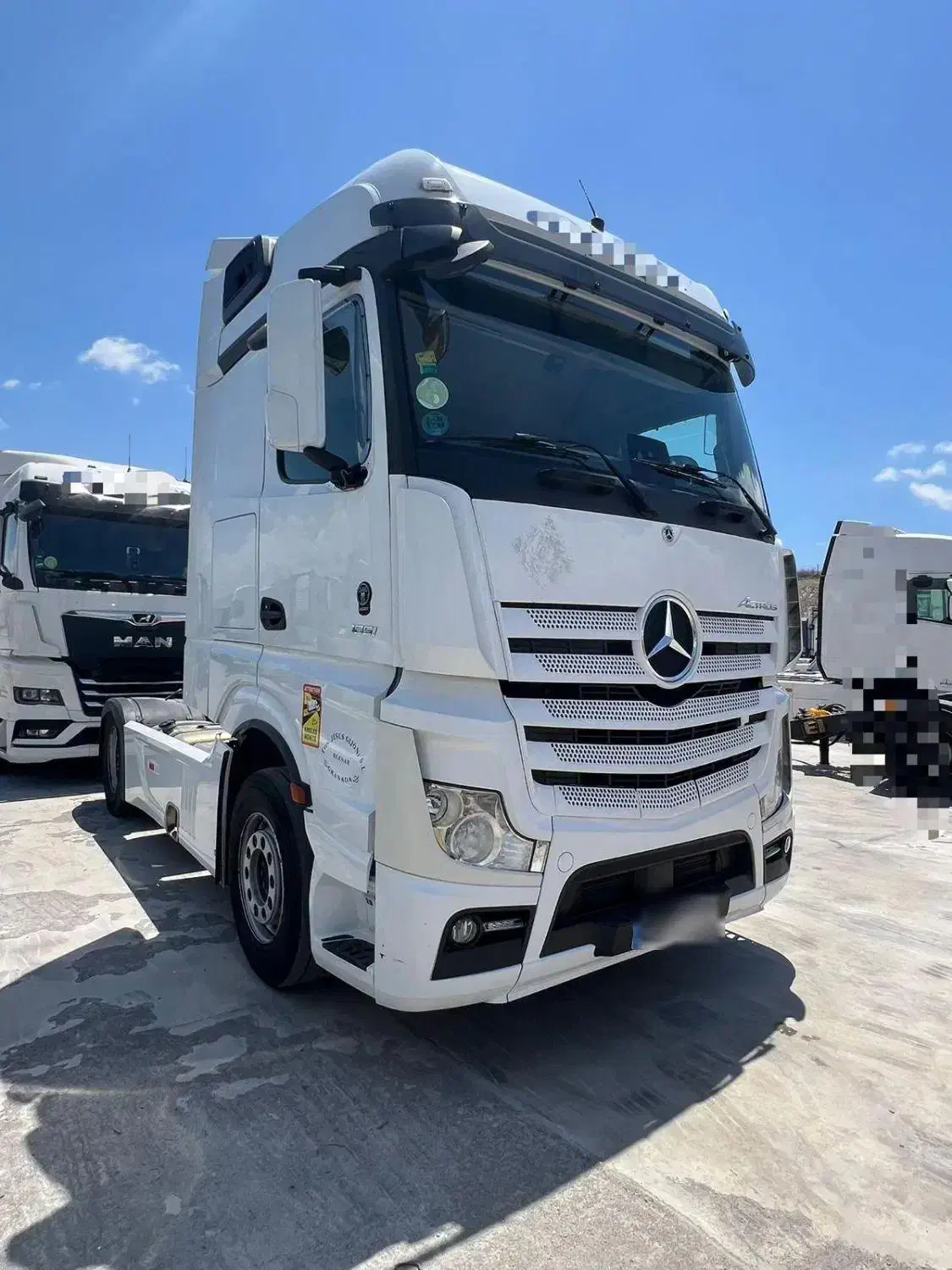 وادرات کشنده های اروپایی و بیل مکانیکی زنجیری|خودرو سنگین|بازرگان, |دیوار