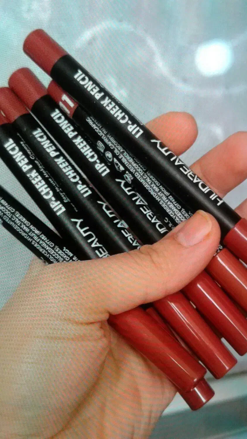 لوازم آرایش باقیمت مناسب به مناسبت روز زن|آرایشی، بهداشتی، درمانی|کردکوی, |دیوار