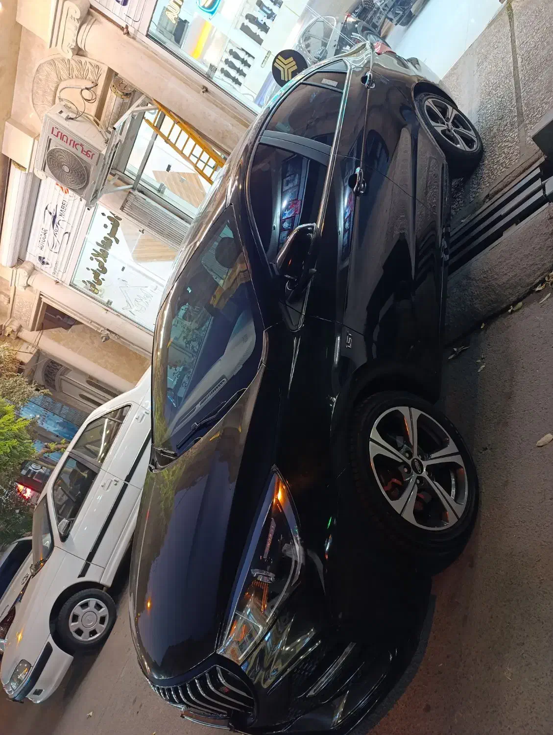 آریزو 5 FL 1402 (اتوگالری نبی ئی)|خودرو سواری و وانت|قم, بنیاد|دیوار