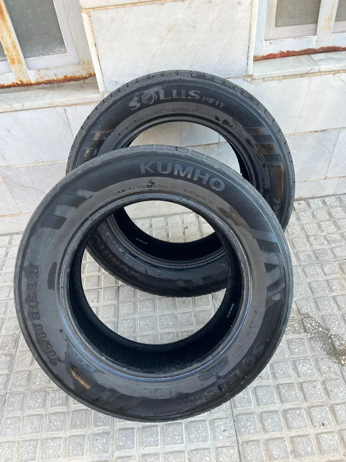 دو جفت لاستیک ۲۰۵-۶۰-۱۵ کومهو ۴۰ درصد گل|قطعات یدکی و لوازم جانبی|یزد, |دیوار