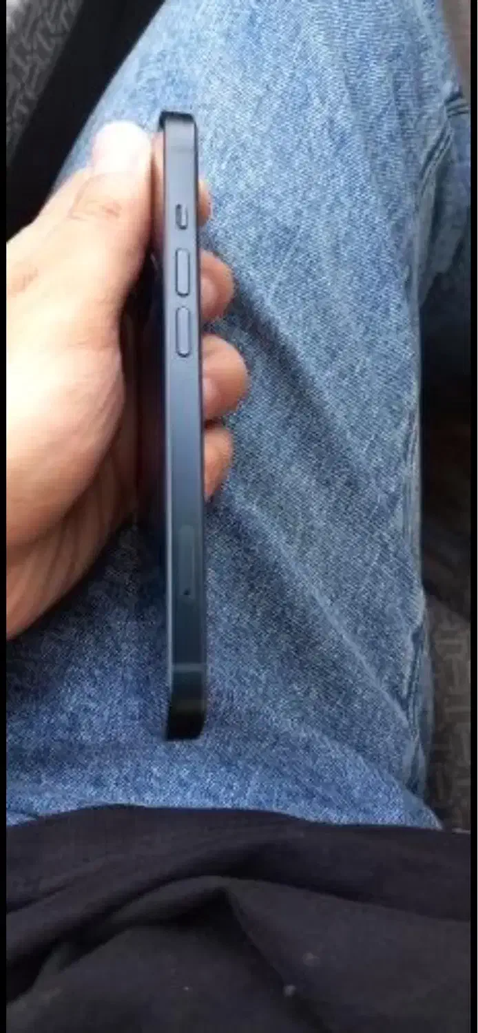 آیفون ۱۳ دوسیم لاکاغذی با شارژر۲۰وات|موبایل|مشهد, کلاهدوز|دیوار