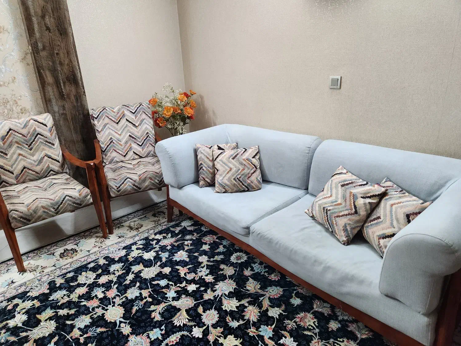 مبلمان ۹نفره با قابلیت تبدیل شدن به تخت|مبلمان خانگی و میز عسلی|مشهد, کوثر|دیوار