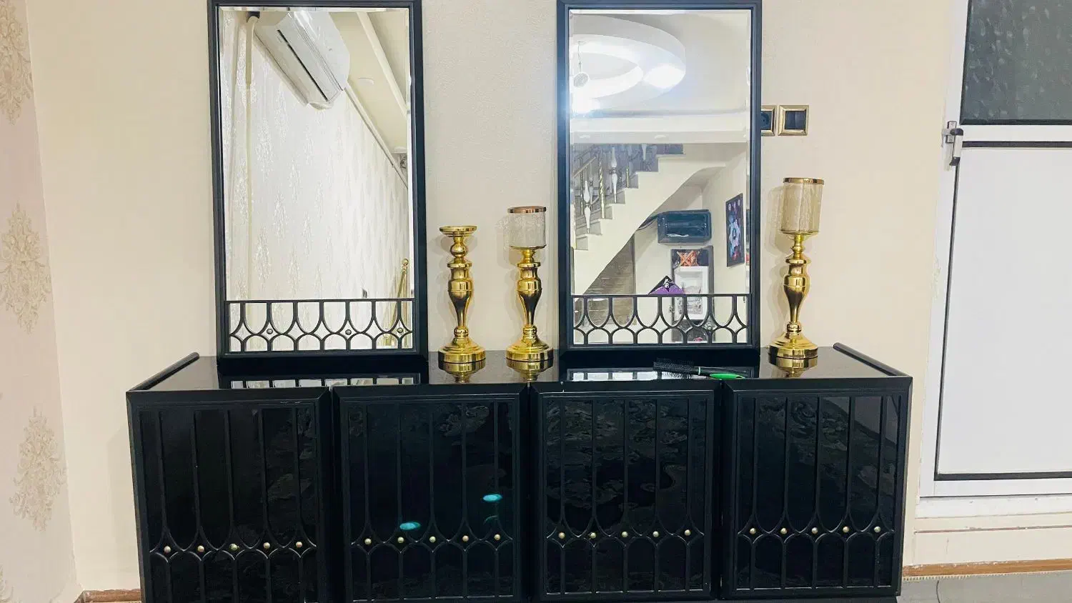 یه عکس کنسول و آینه و میز ال ای دی بفروش میرسد|میز تلویزیون|ایرانشهر, |دیوار