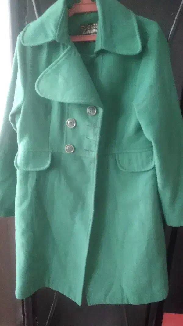 لباس|لباس|اصفهان, عاشق‌آباد|دیوار