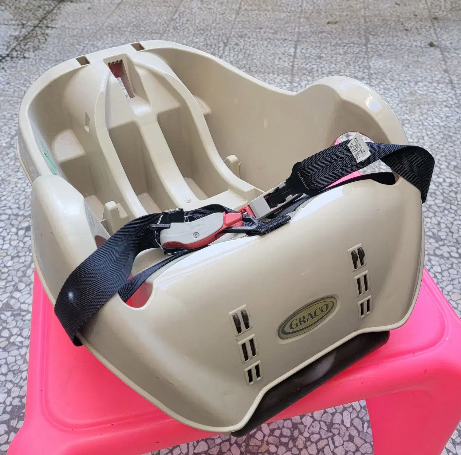 صندلی کودک|کالسکه و لوازم جانبی|ساری, |دیوار