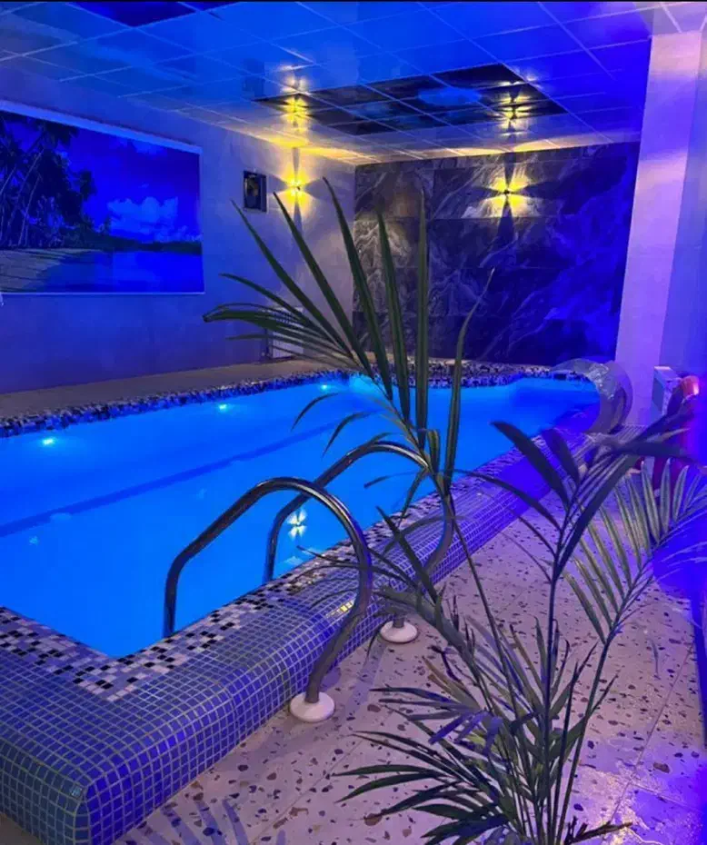 اجاره ویلا استخردار لوکس (جکوزی)|اجارهٔ کوتاه‌مدت ویلا و باغ|رشت, گلسار|دیوار