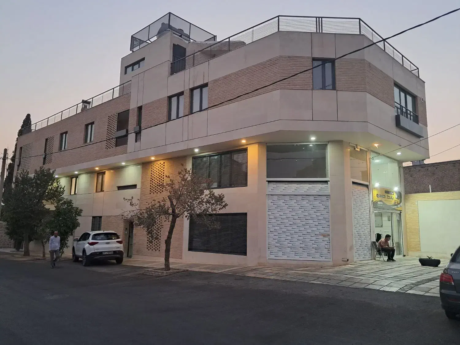 فروش سه خواب|فروش آپارتمان|شیراز, دلگشا|دیوار