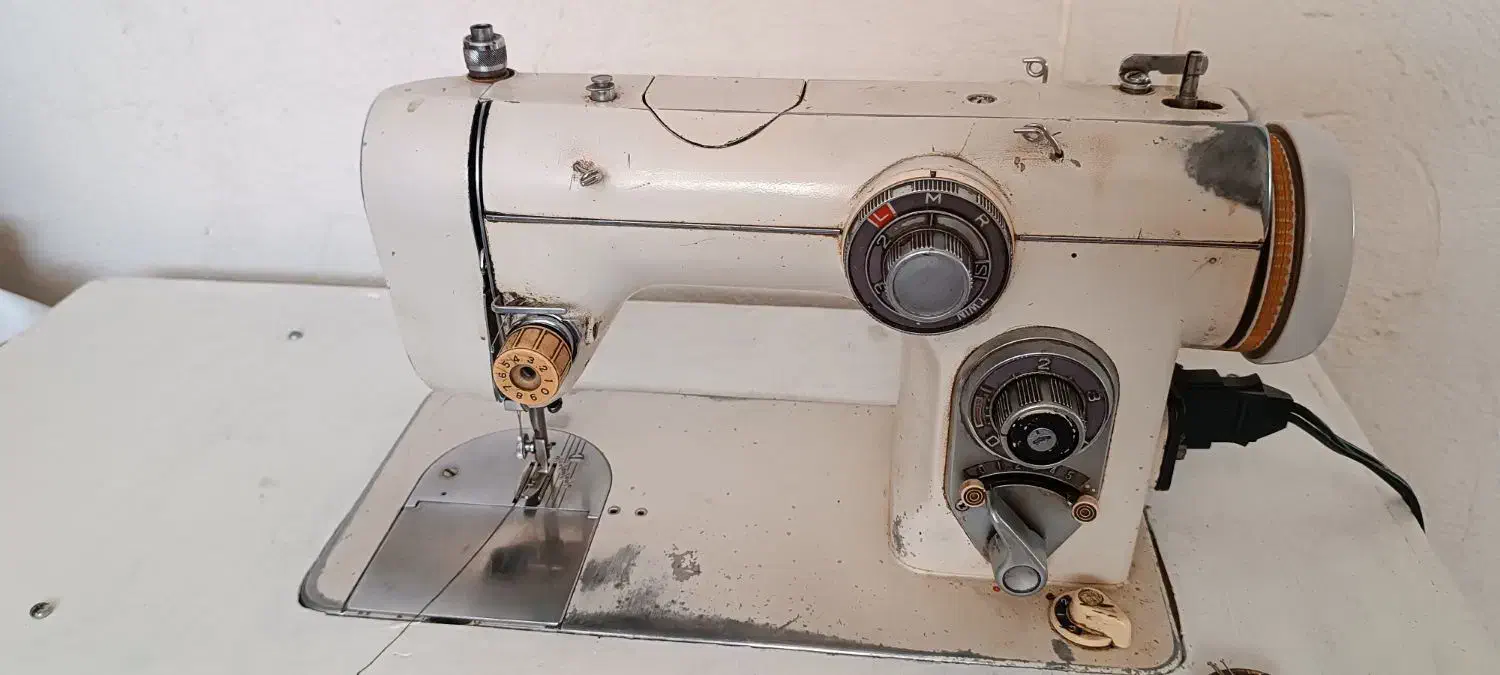 چرخ راسته دوز صنعتی|چرخ خیاطی و ریسندگی|سرپل ذهاب, |دیوار