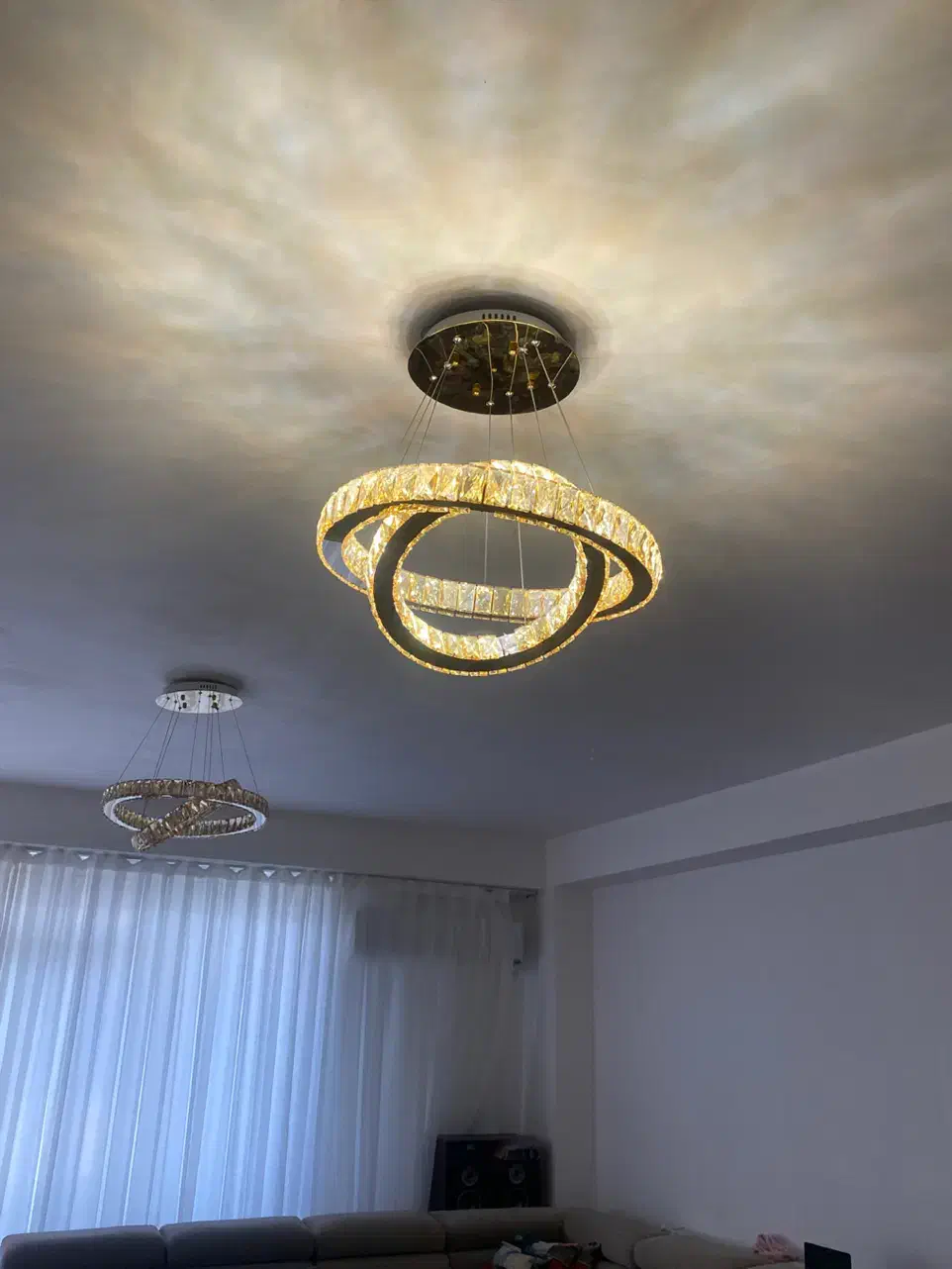 دو عدد لوستر سالم|لوستر و چراغ آویز|تبریز, |دیوار