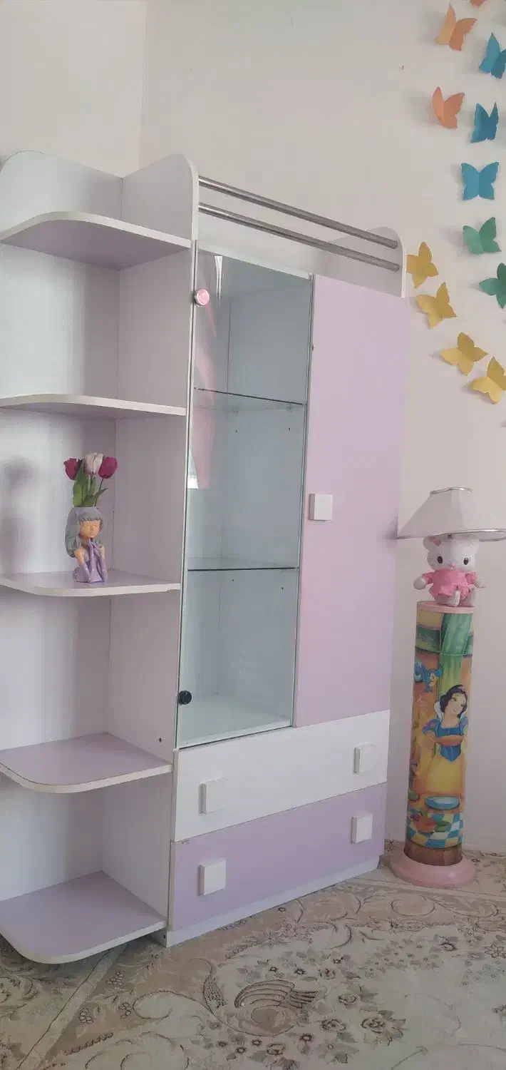 کمد بچه دخترونه وآباژور دخترونه وشیک|اسباب و اثاث بچه|ابهر, |دیوار