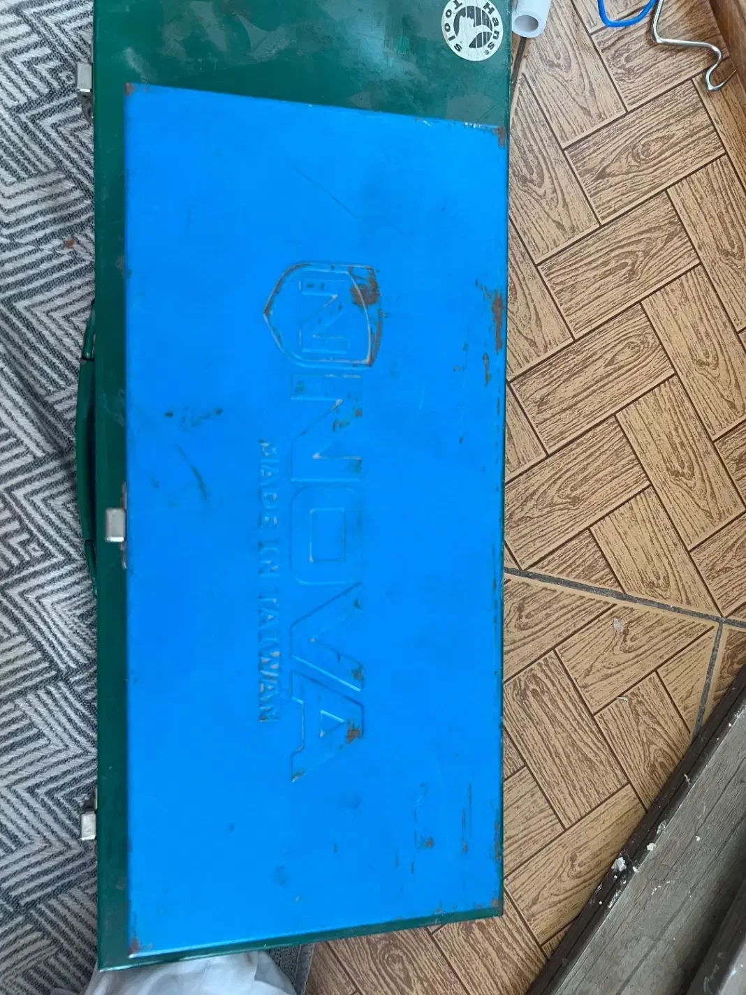 اچار بوکس|قطعات یدکی و لوازم جانبی|هشتگرد, هشتگرد قدیم|دیوار