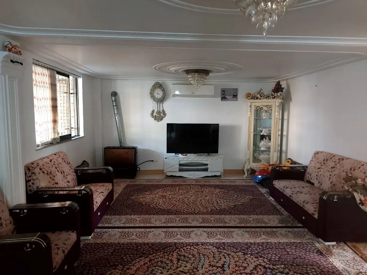 رهن سوئیت۸۳متری|اجارهٔ خانه و ویلا|لاهیجان, لیل|دیوار