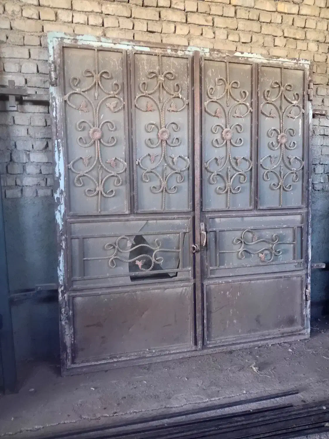 درب اهنی|مصالح و تجهیزات ساختمان|قوچان, |دیوار