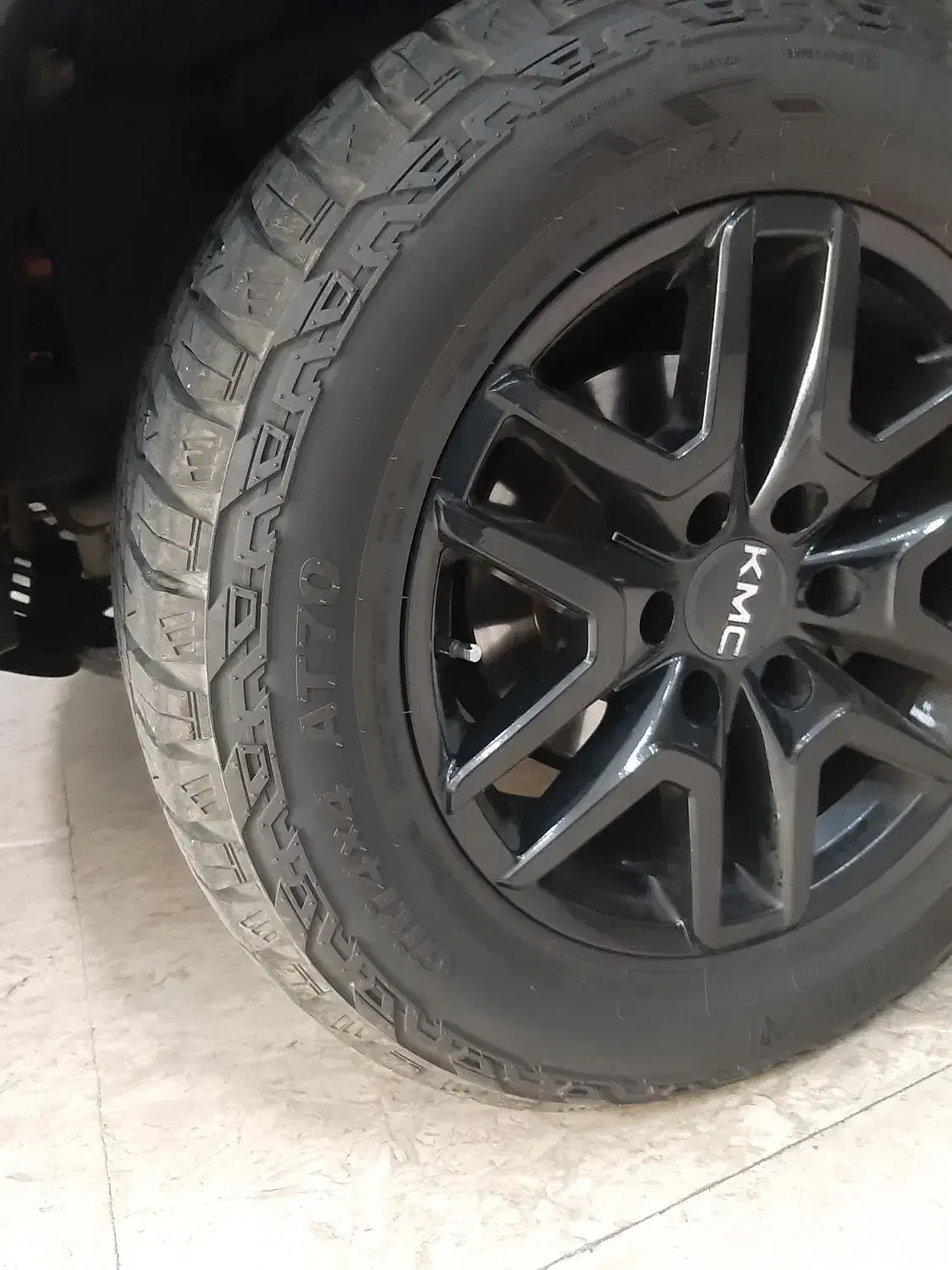 kmc   تی ۸  مدل ۴۰۲|خودرو سواری و وانت|تهران, پونک|دیوار