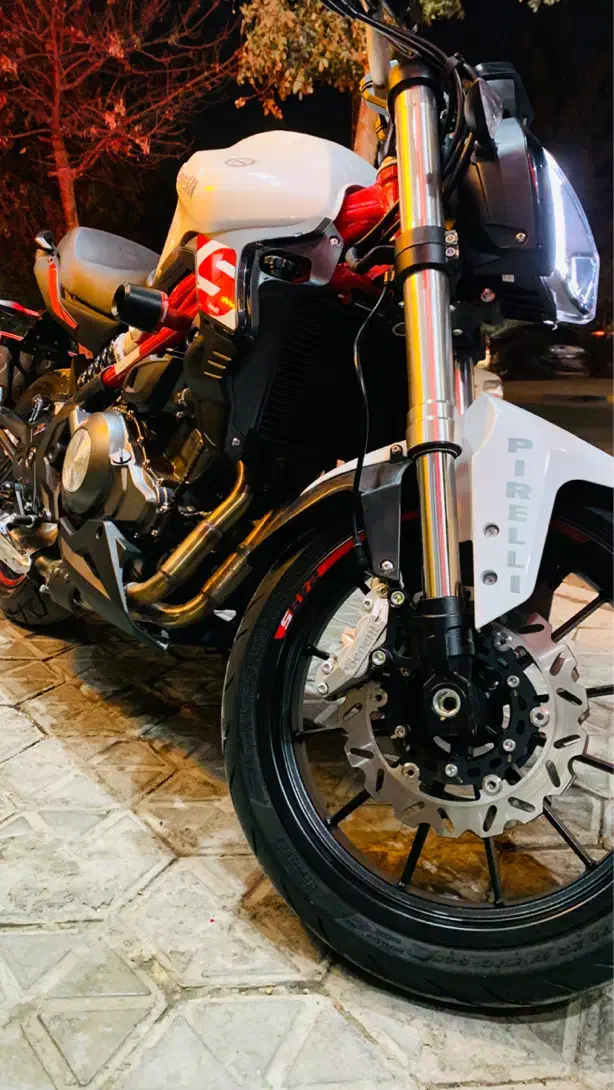 بنلی جفت 250 مدل 1402|موتورسیکلت|اصفهان, برازنده|دیوار