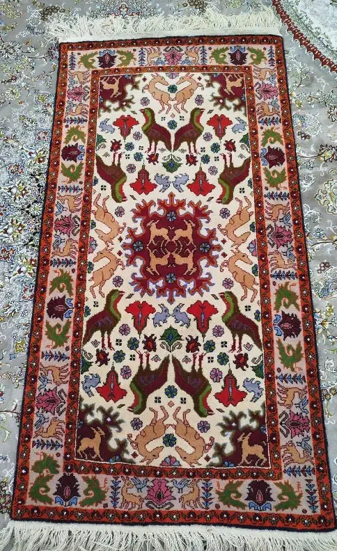 فرش دستباف|فرش|بیرجند, |دیوار