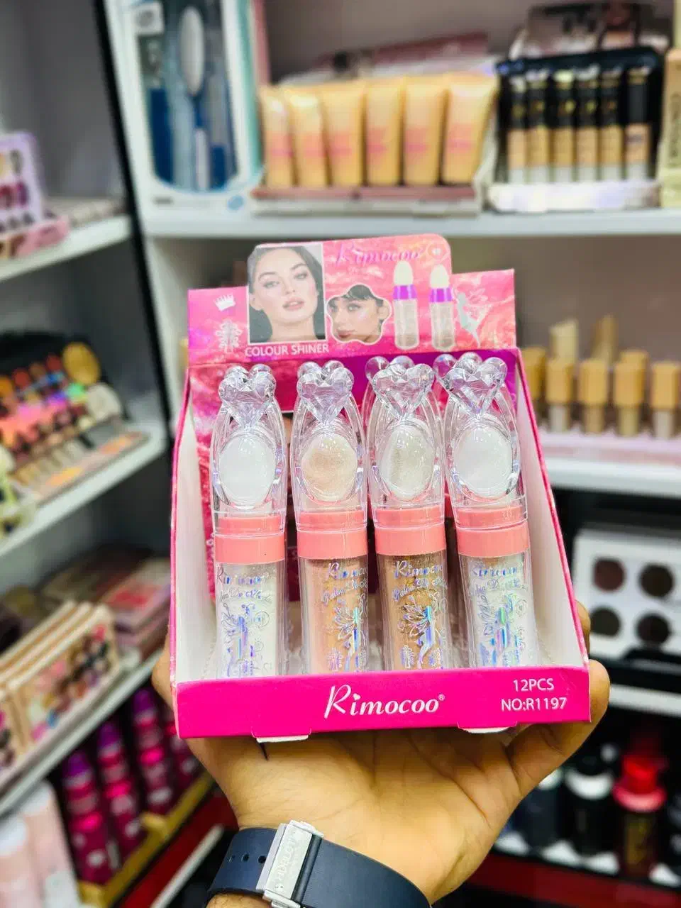 لوازم ارایشی بهداشتی|عمده‌فروشی|اهرم, |دیوار